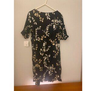 Croft & Barrow black with cream floral pattern stretch mid-sleeve dress Size XL.